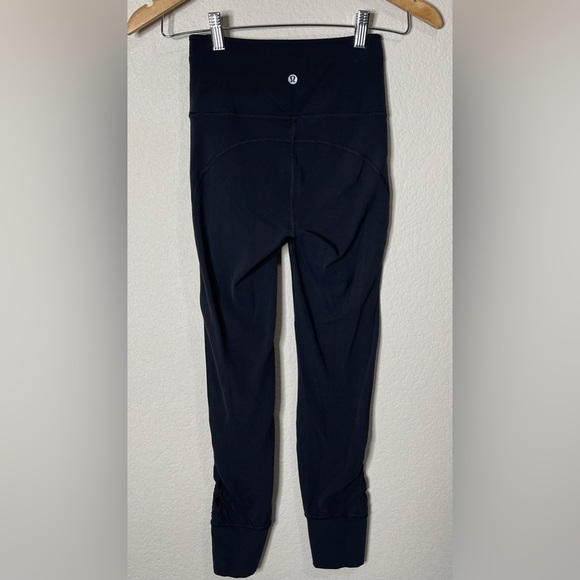 Lululemon Melodic Movement 7/8 Tight 25" inseam Black Size 2 - Picture 5 of 7